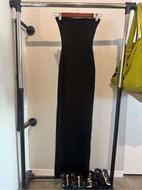 naked wardrobe Black Strapless tube Maxi Dress
